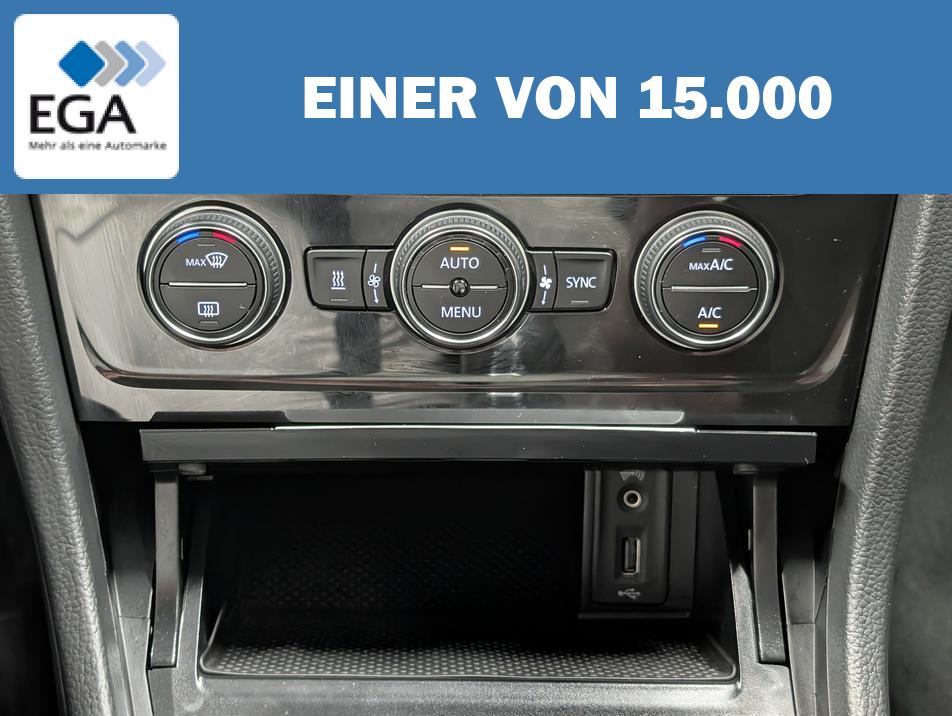 Volkswagen Golf VII Highline Bi-Xenon/Standhzg/Navi/Pano/SHZ/PDC