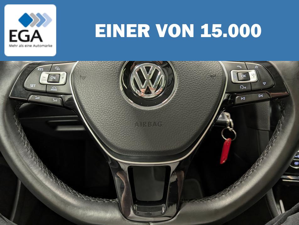Volkswagen Golf VII Highline Bi-Xenon/Standhzg/Navi/Pano/SHZ/PDC