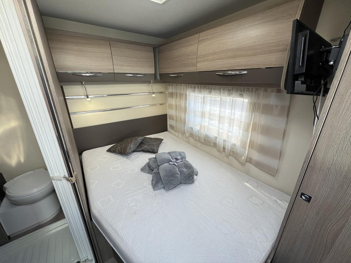 Chausson Flash 515 Markise+Hubbett+TV+Kamera+Stützen