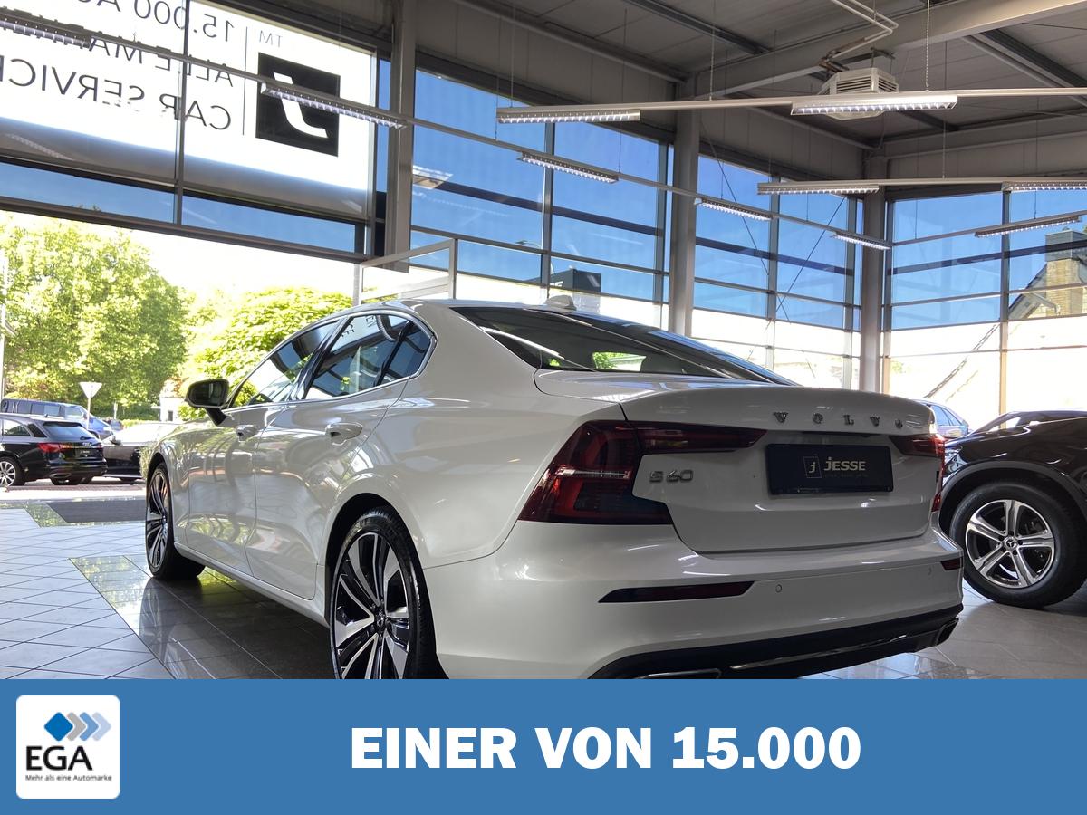 Volvo S60 T8 AWD Inscription LED HUD H&K 360° AHK 