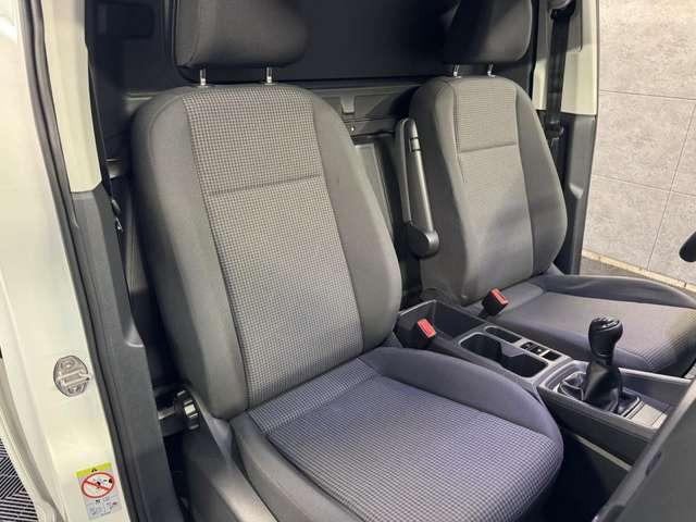Volkswagen Caddy Caddy Cargo 2.0 TDI Klima-Auto*Tempomat*Flügel