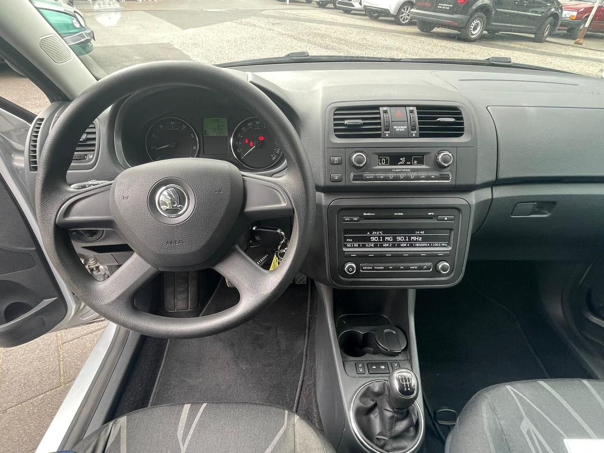 Skoda Fabia 1.2 TSI - Sitzh. - PDC - Garantie - Klimaautomatik