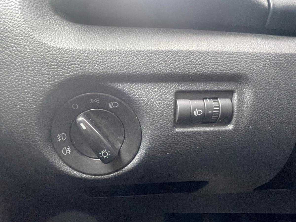Skoda Fabia 1.2 TSI - Sitzh. - PDC - Garantie - Klimaautomatik