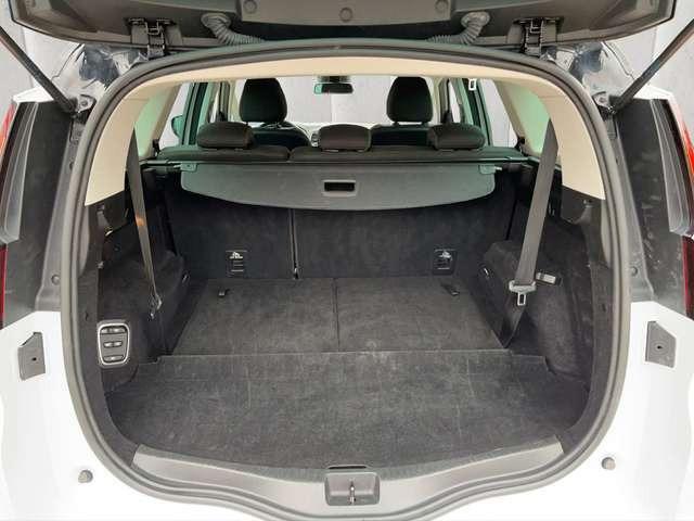 Renault Grand Scenic TCE 140*7-Sitzer*Navi*