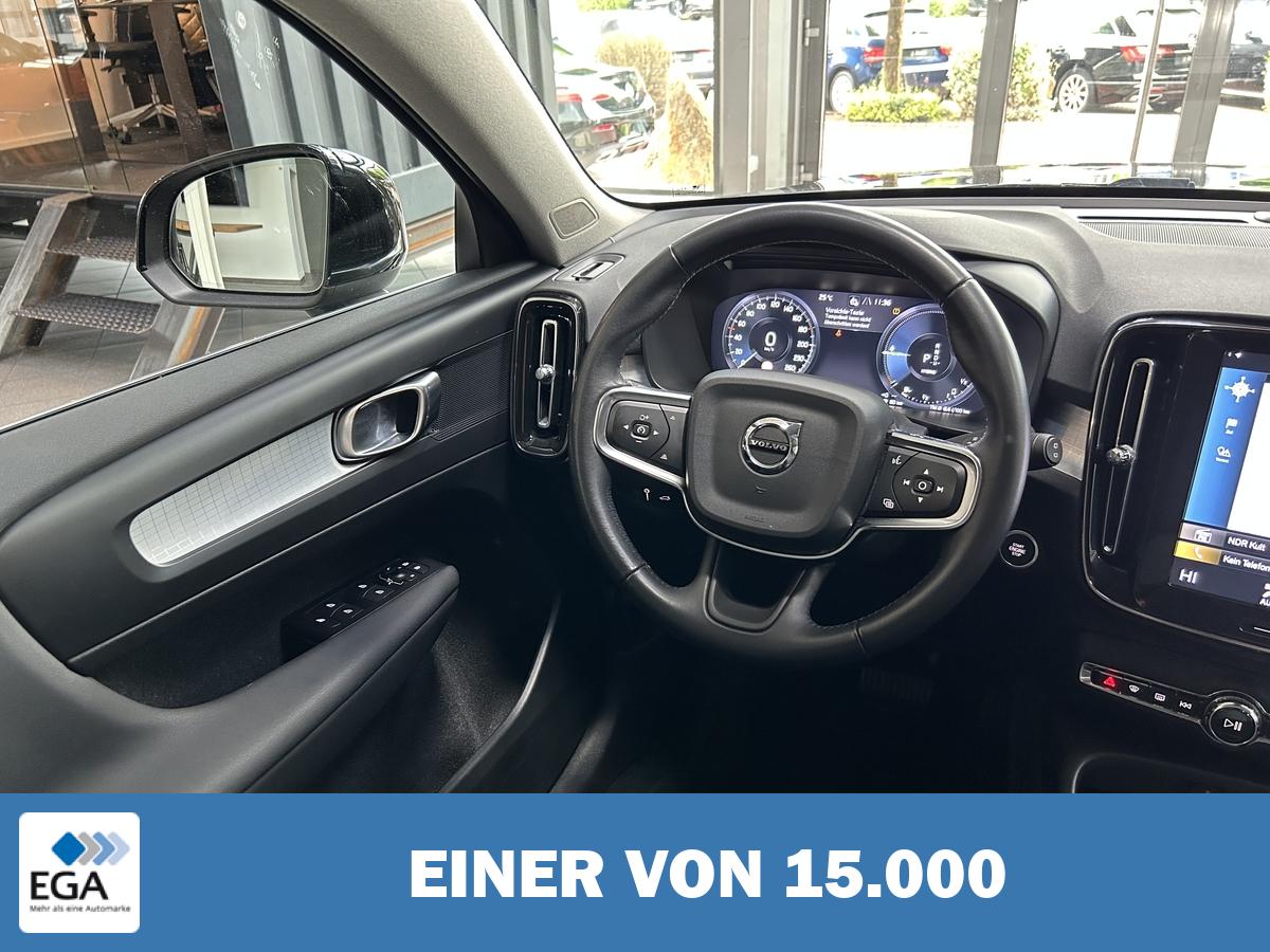 Volvo XC40  T4 Inscription Expression LED Temp Navi R.Cam