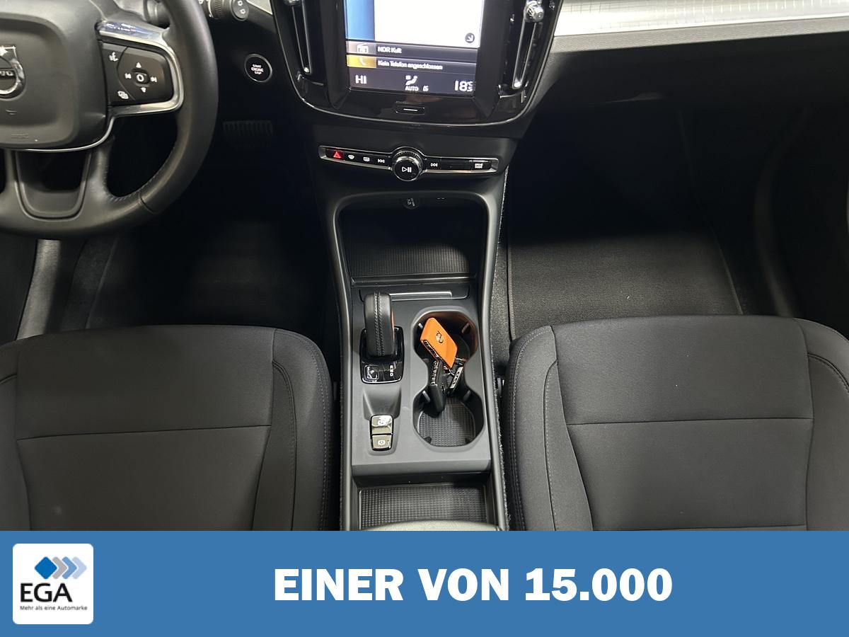 Volvo XC40  T4 Inscription Expression LED Temp Navi R.Cam