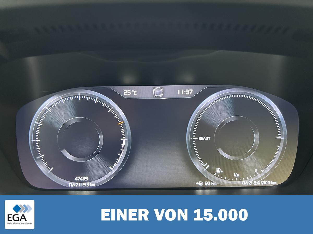 Volvo XC40  T4 Inscription Expression LED Temp Navi R.Cam