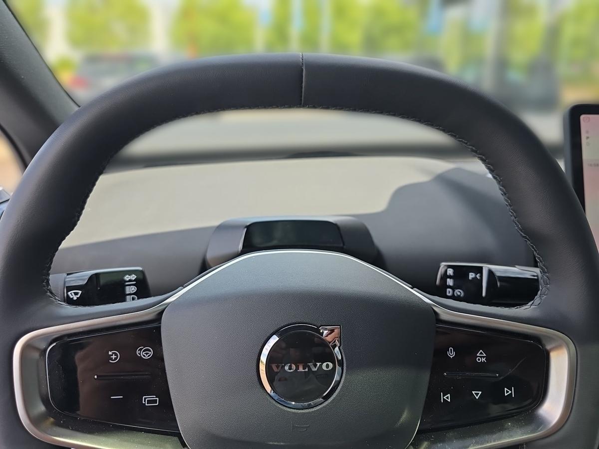 Volvo EX30 Twin Performance AWD Ultra 20
