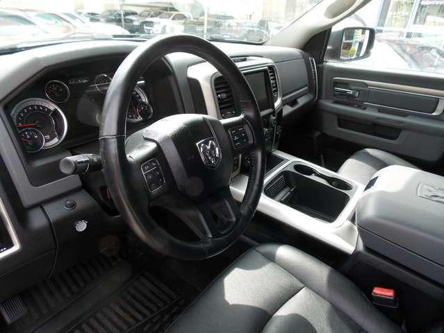 Dodge RAM 1500 Hemi Big Horn RamBox