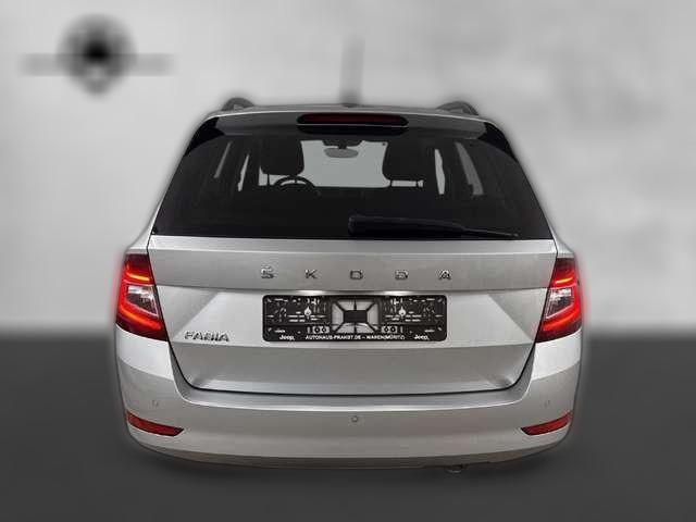 Skoda Fabia 1.0 TSI Combi Best of NAVI PDC LED CARPLAY