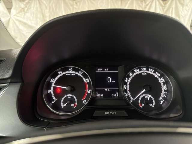 Skoda Fabia 1.0 TSI Combi Best of NAVI PDC LED CARPLAY