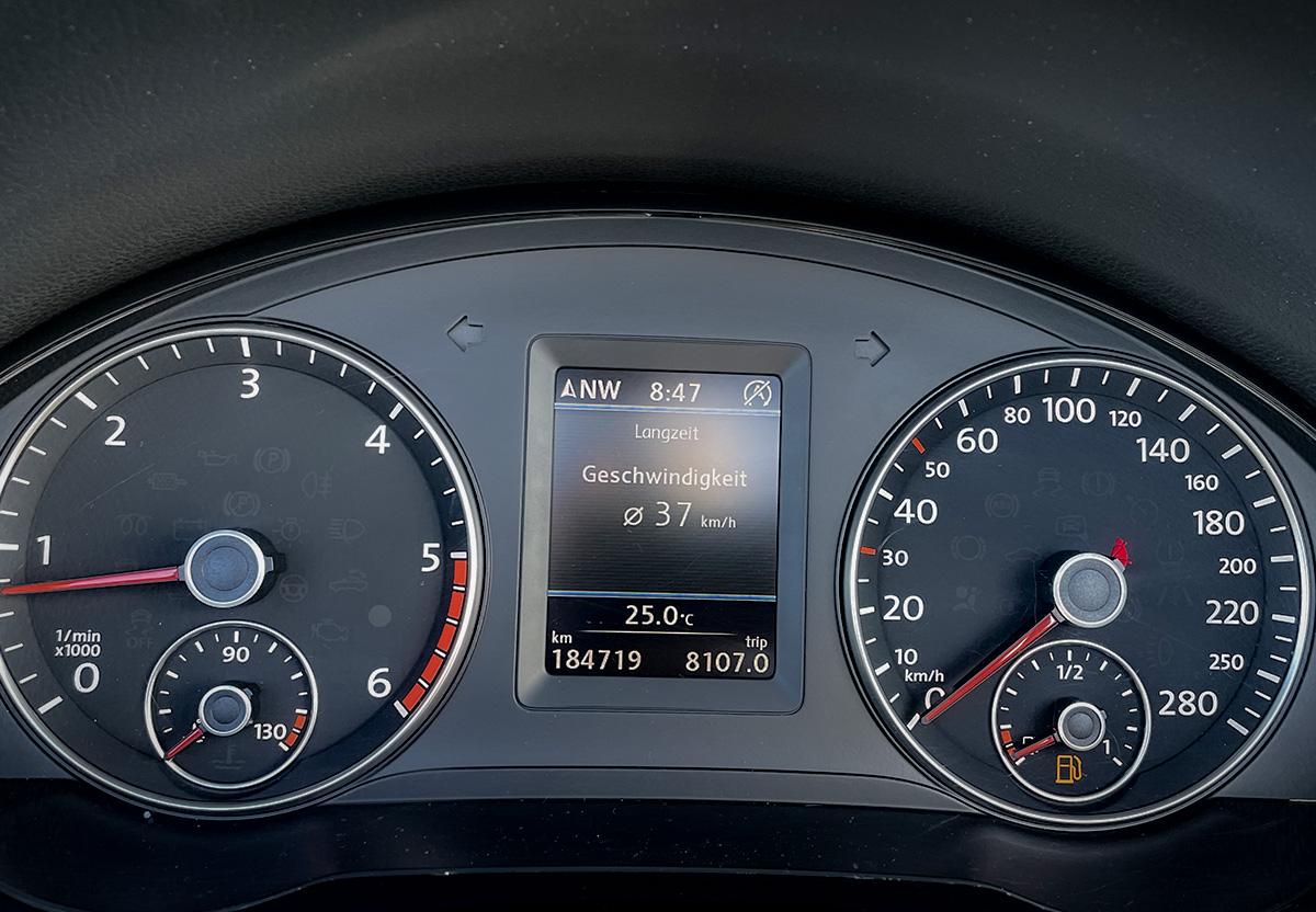 Volkswagen Eos Exclusive 2.0 TDI PANO SHZ DYNAUDIO NAVI