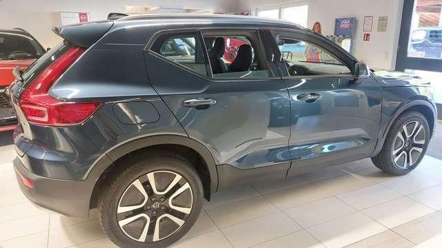 Volvo XC40 XC40 Momentum Pro 2WD