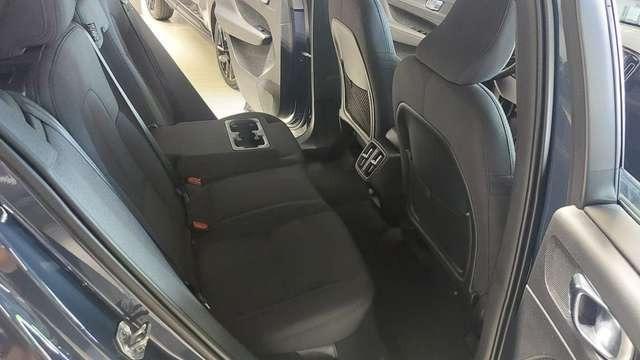 Volvo XC40 XC40 Momentum Pro 2WD