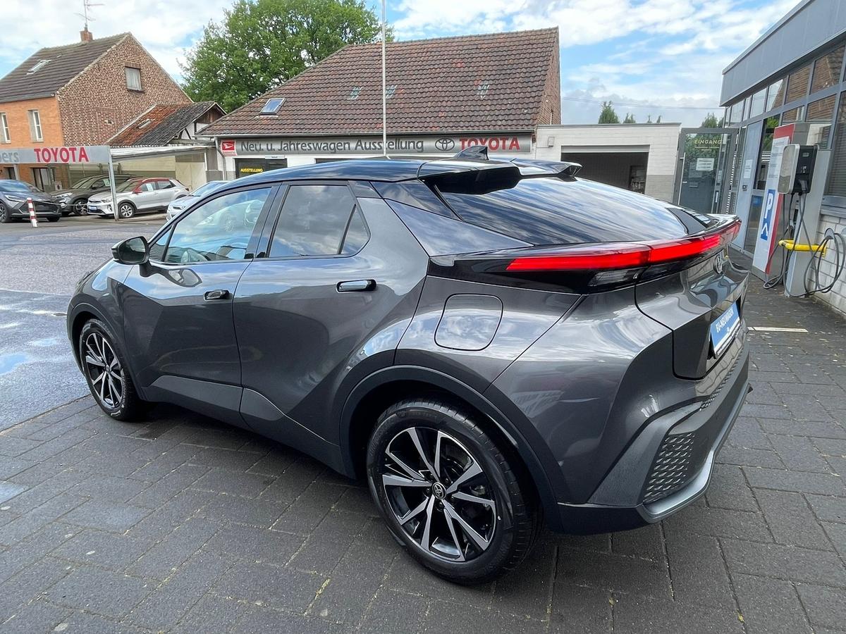 Toyota C-HR 1.8 Hybrid - PDC v.& h. - R. Kamera - Sitzh. - e. Call