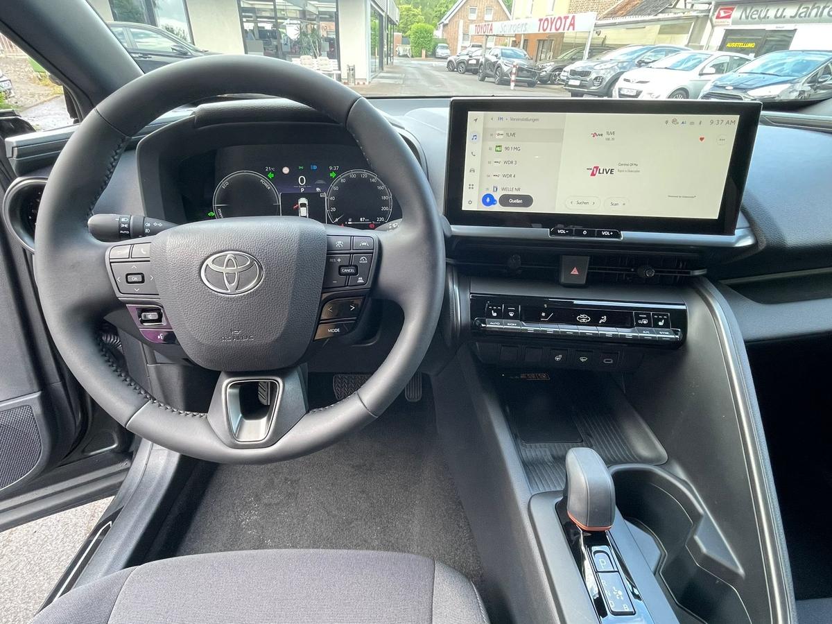 Toyota C-HR 1.8 Hybrid - PDC v.& h. - R. Kamera - Sitzh. - e. Call