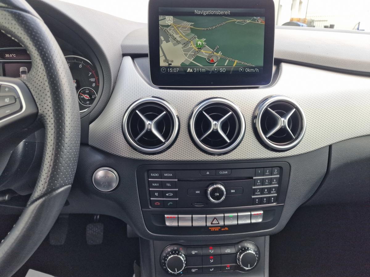 Mercedes-Benz B 180  Urban Style Edition*Navi*LED*AHK