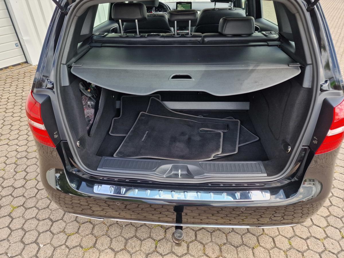 Mercedes-Benz B 180  Urban Style Edition*Navi*LED*AHK