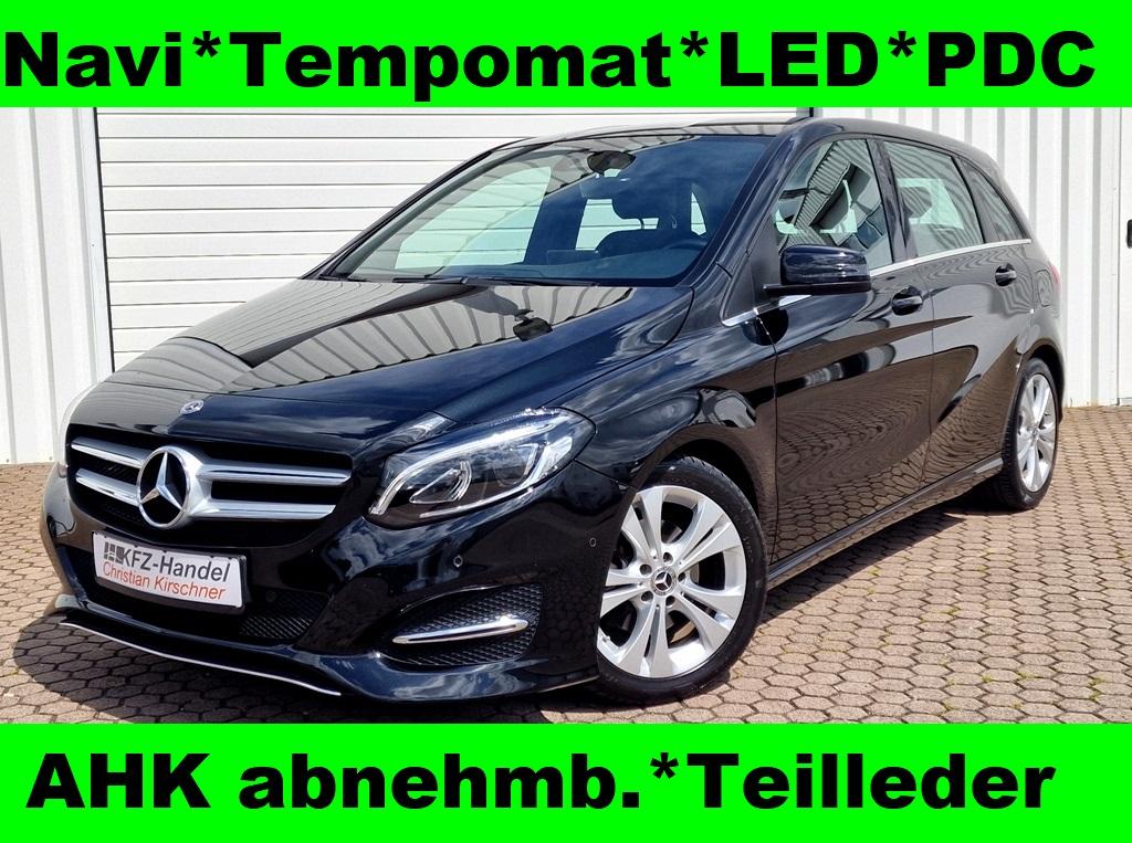 Mercedes-Benz B 180  Urban Style Edition*Navi*LED*AHK
