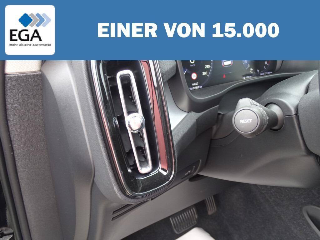 Volvo XC40 Momentum Pro 2WD*NAVI*NAVI*AHK*LED*SHZG*