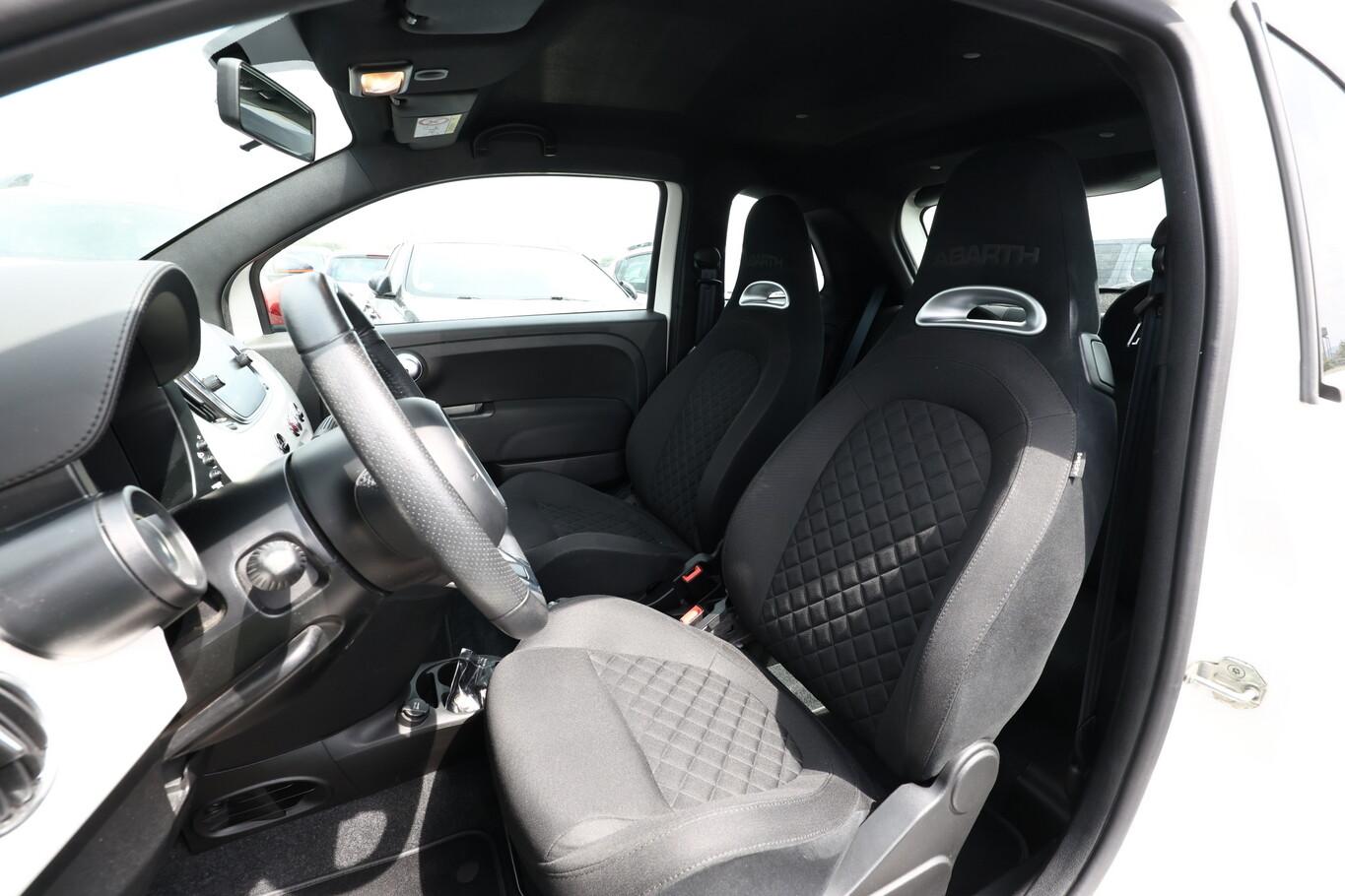 Abarth 595 1.4 T-Jet 16V 145 Nav 17Z Touring EsteticoK