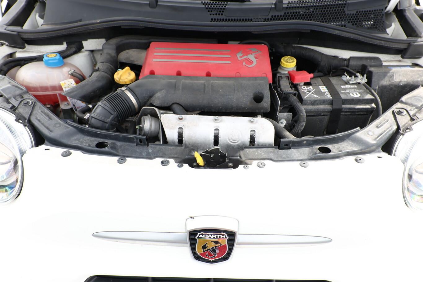 Abarth 595 1.4 T-Jet 16V 145 Nav 17Z Touring EsteticoK