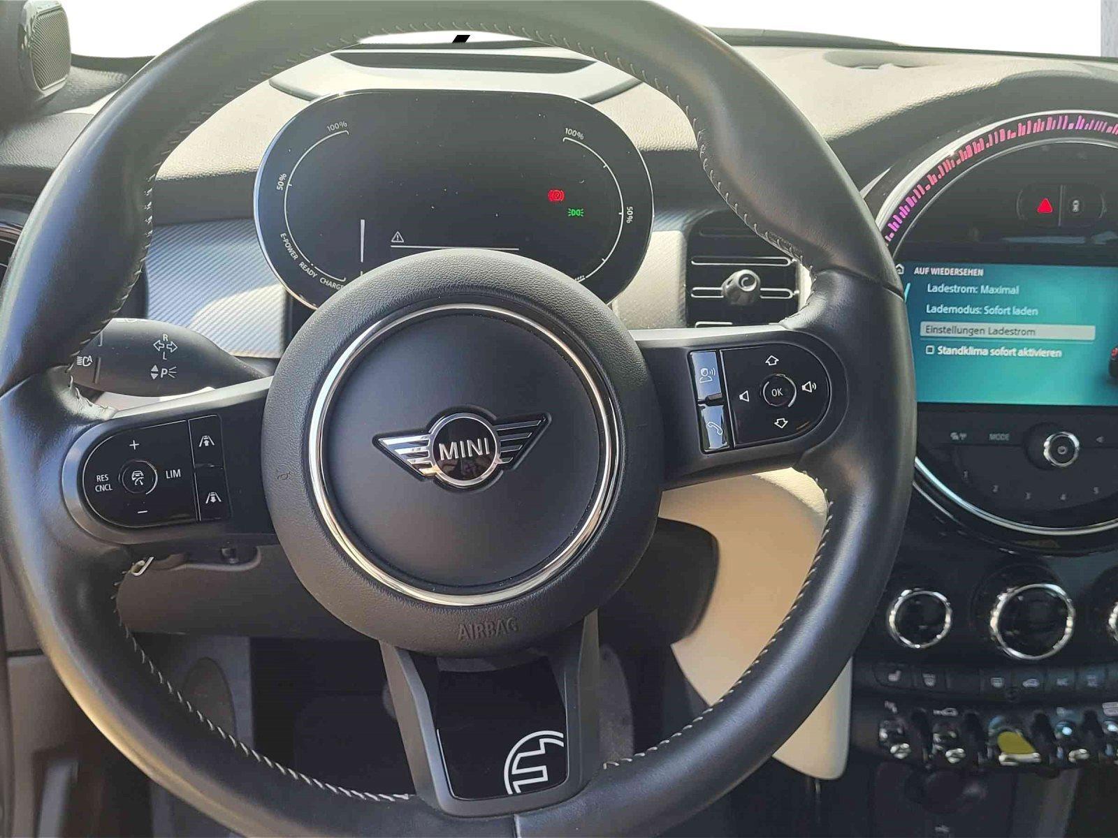MINI Cooper SE Sportsitze HUD HaKa DrAss RFK adLED
