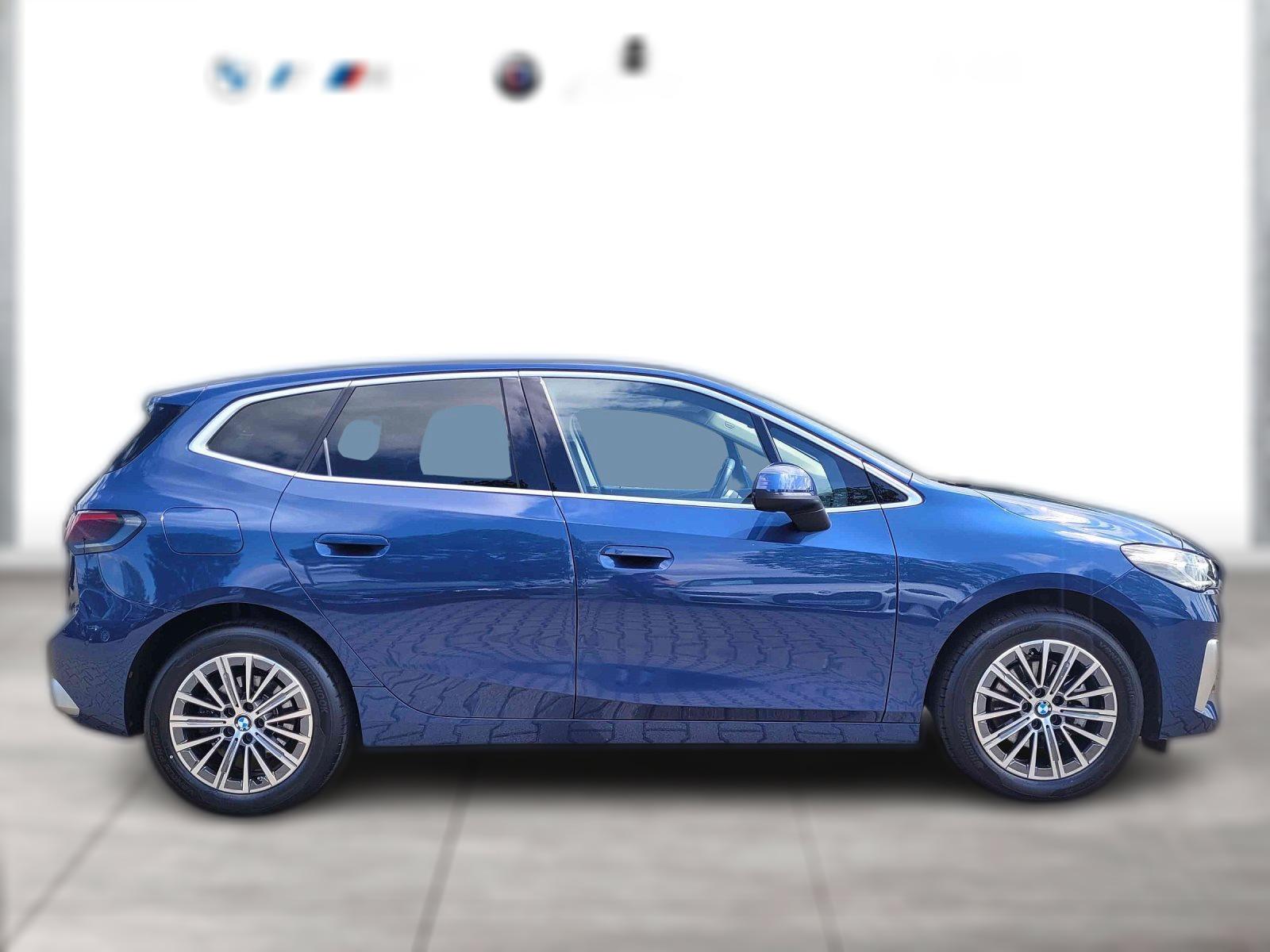 BMW 220i Active Tourer LuxuryL LED Komfortzg. AHK Shz