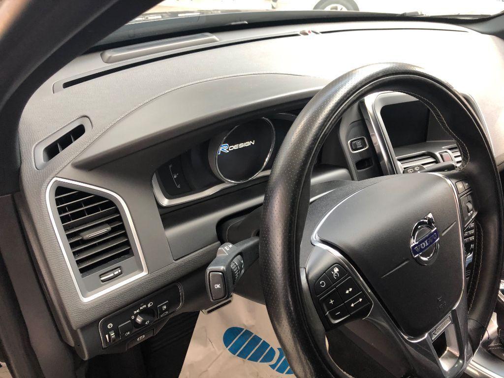 Volvo XC60 D4 AWD Geartronic RDesign