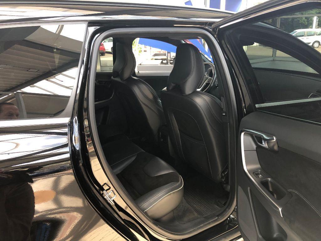 Volvo XC60 D4 AWD Geartronic RDesign