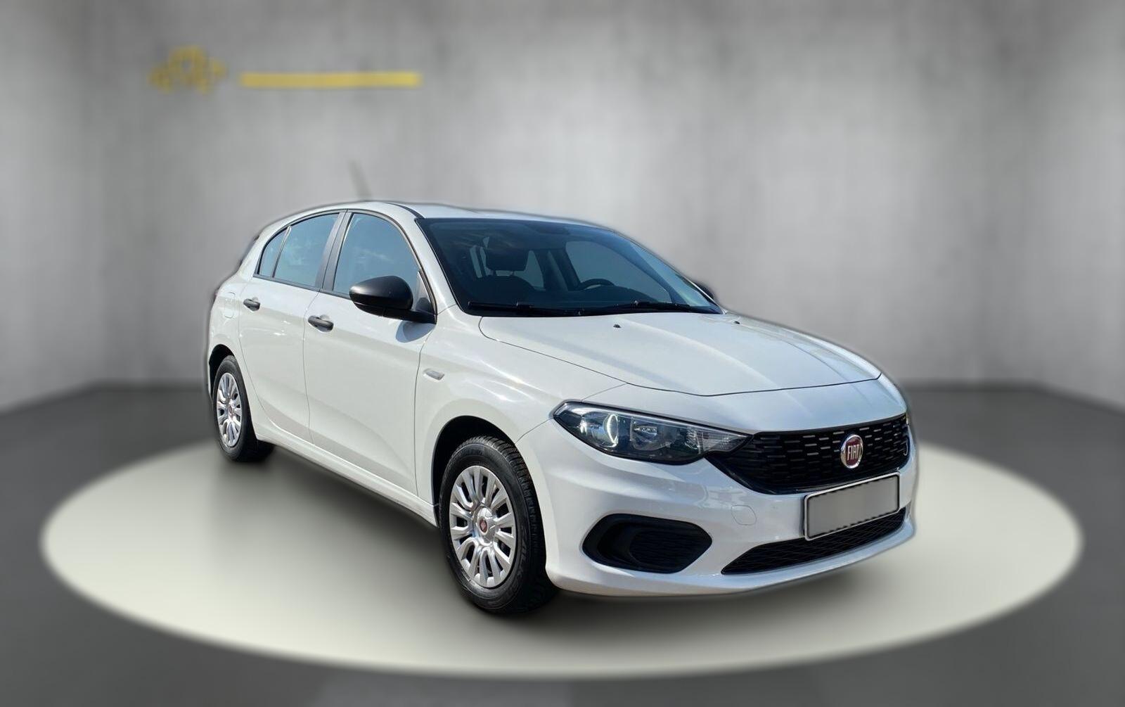 Fiat Tipo (357) Hatchback Street