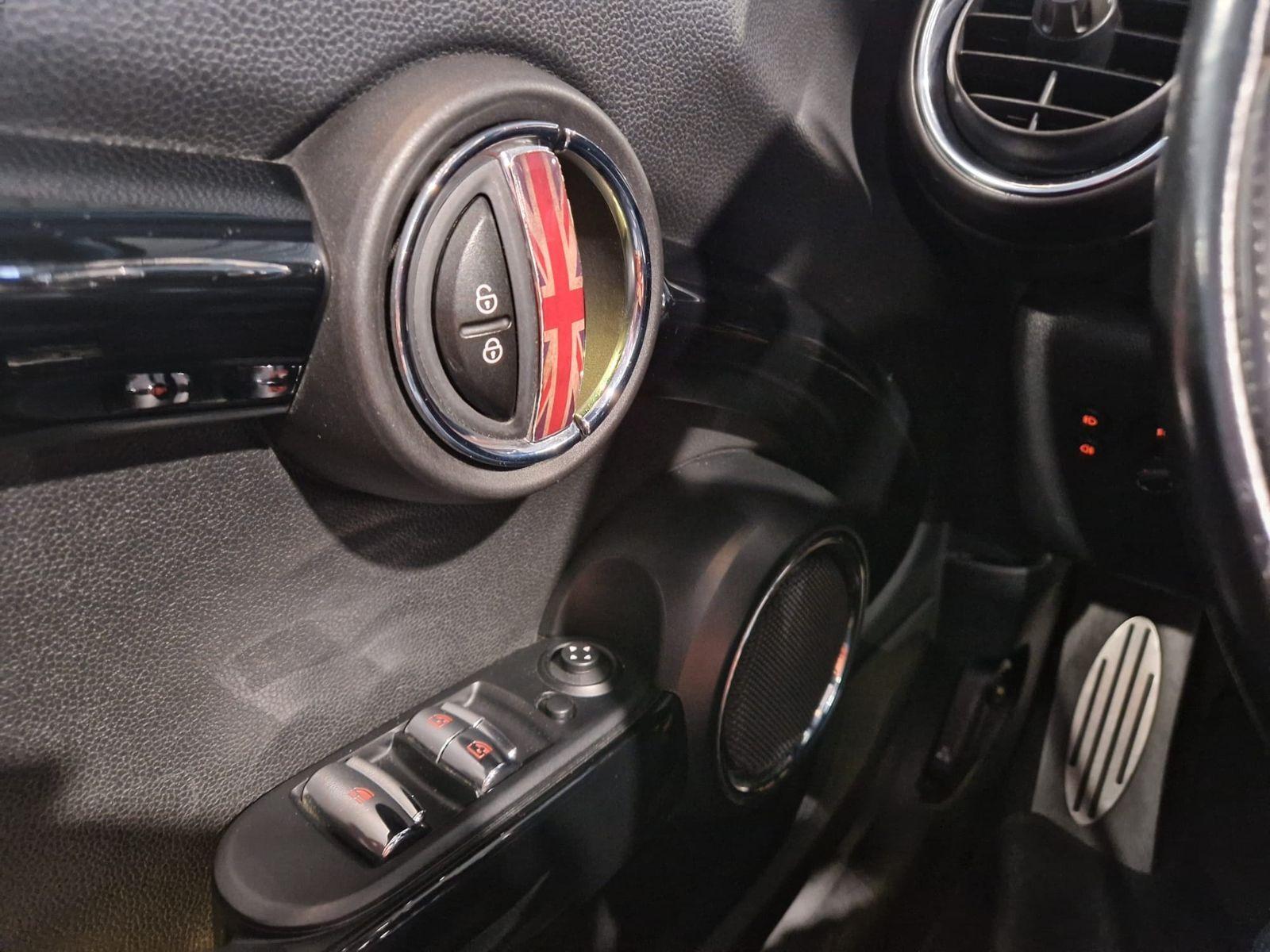 MINI Cooper Cabrio Cabrio One/JCW-Paket/LED/17