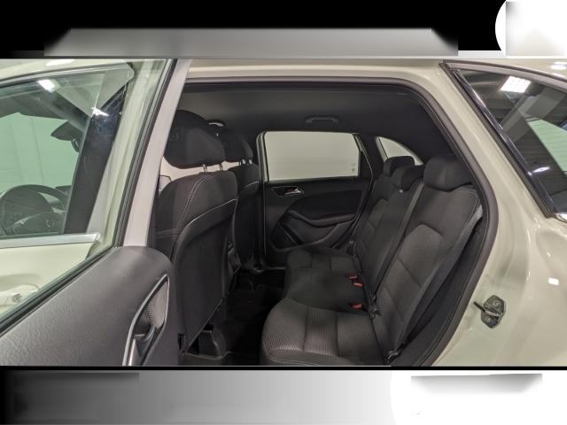 Mercedes-Benz B 180 Style Business Paket NAVI LED Parkassist