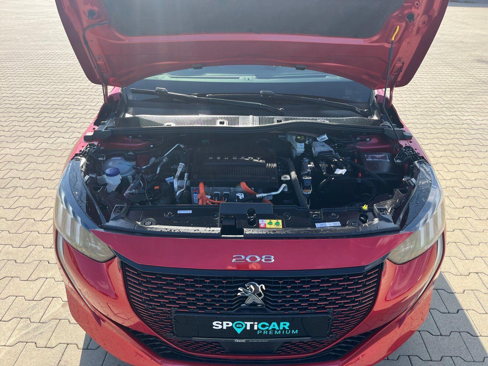 Peugeot 208 e  GT LADESCHALE+RFK+KLIMA+MIRROR-SCREEN+NAVI
