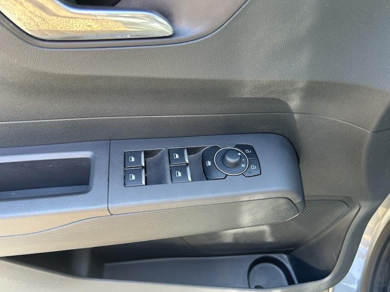 Ford Tourneo Courier 1.0 ECOBOOST TITANIUM*SHZG*NAVI*PDC*R-CAM