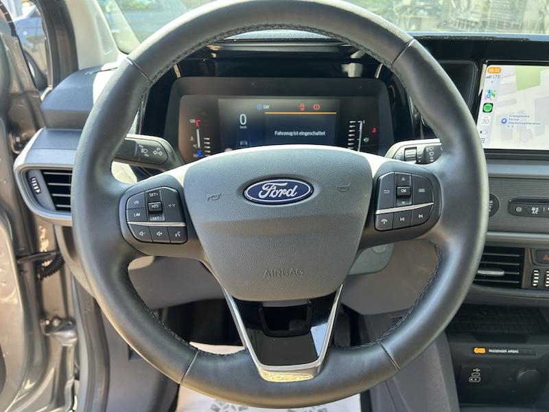 Ford Tourneo Courier 1.0 ECOBOOST TITANIUM*SHZG*NAVI*PDC*R-CAM