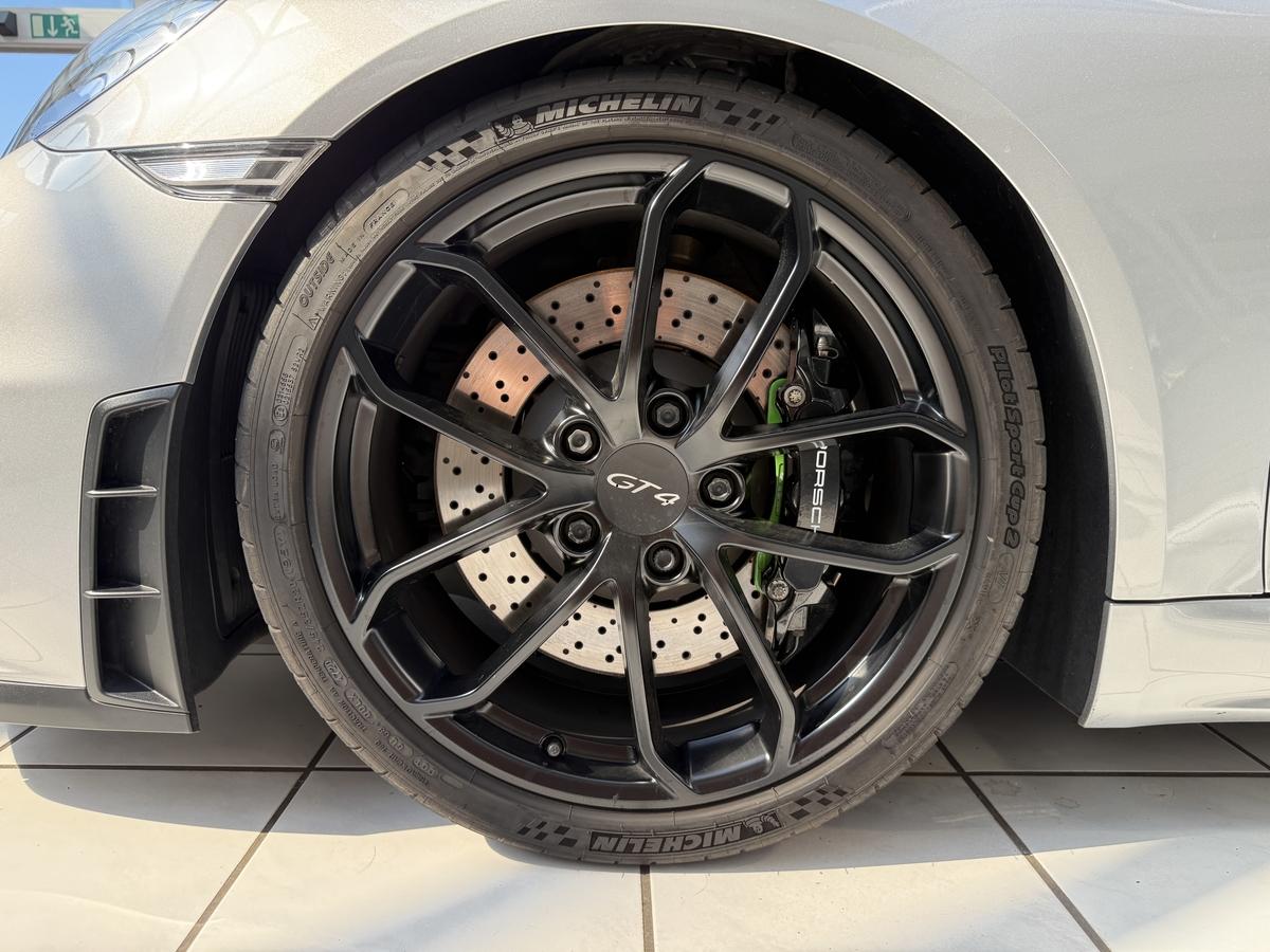 Porsche Cayman 718 GT4 CLUBSPORT*CHRONO*PADM*VTS*