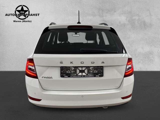 Skoda Fabia 1.0 TSI Combi Best of NAVI LED PDC CARPLAY