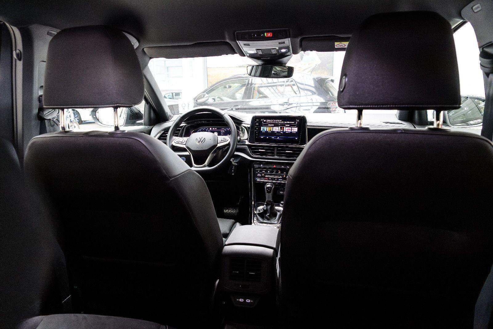 Volkswagen T-Roc Style 1.5 TSI DSG  BLACK-STYLE+AHK+KAMERA