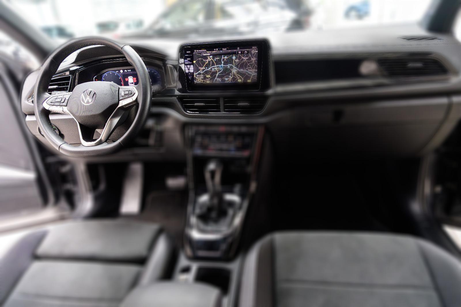 Volkswagen T-Roc Style 1.5 TSI DSG  BLACK-STYLE+AHK+KAMERA