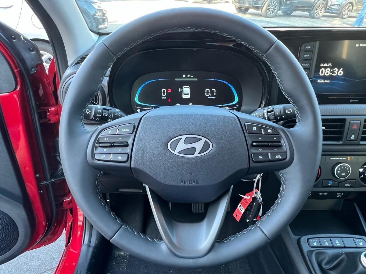 Hyundai i10 1.0 Comfort - Klima - Navi - R.Kam - PDC - Sitzhzg 