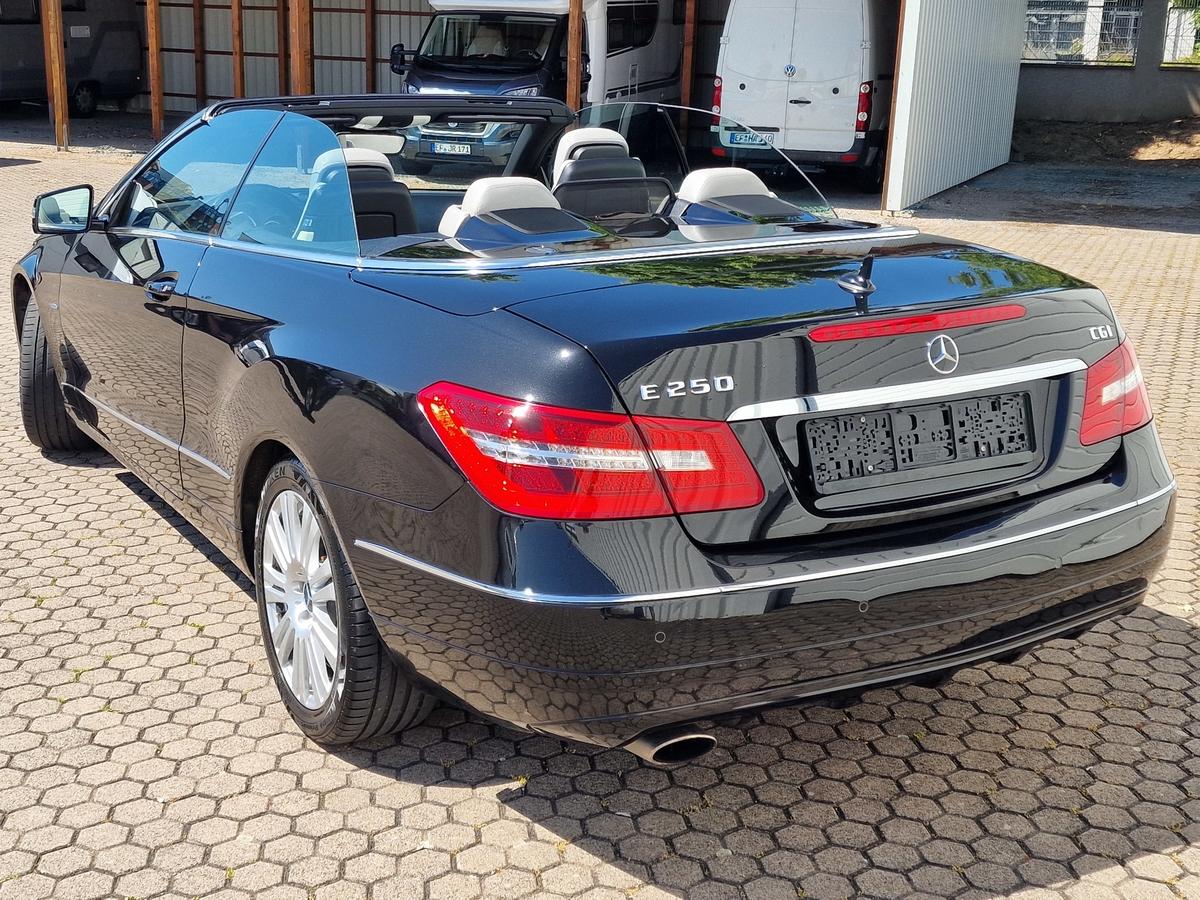 Mercedes-Benz E 250 CGI Avantgarde*Leder*Navi