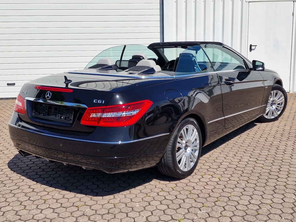 Mercedes-Benz E 250 CGI Avantgarde*Leder*Navi