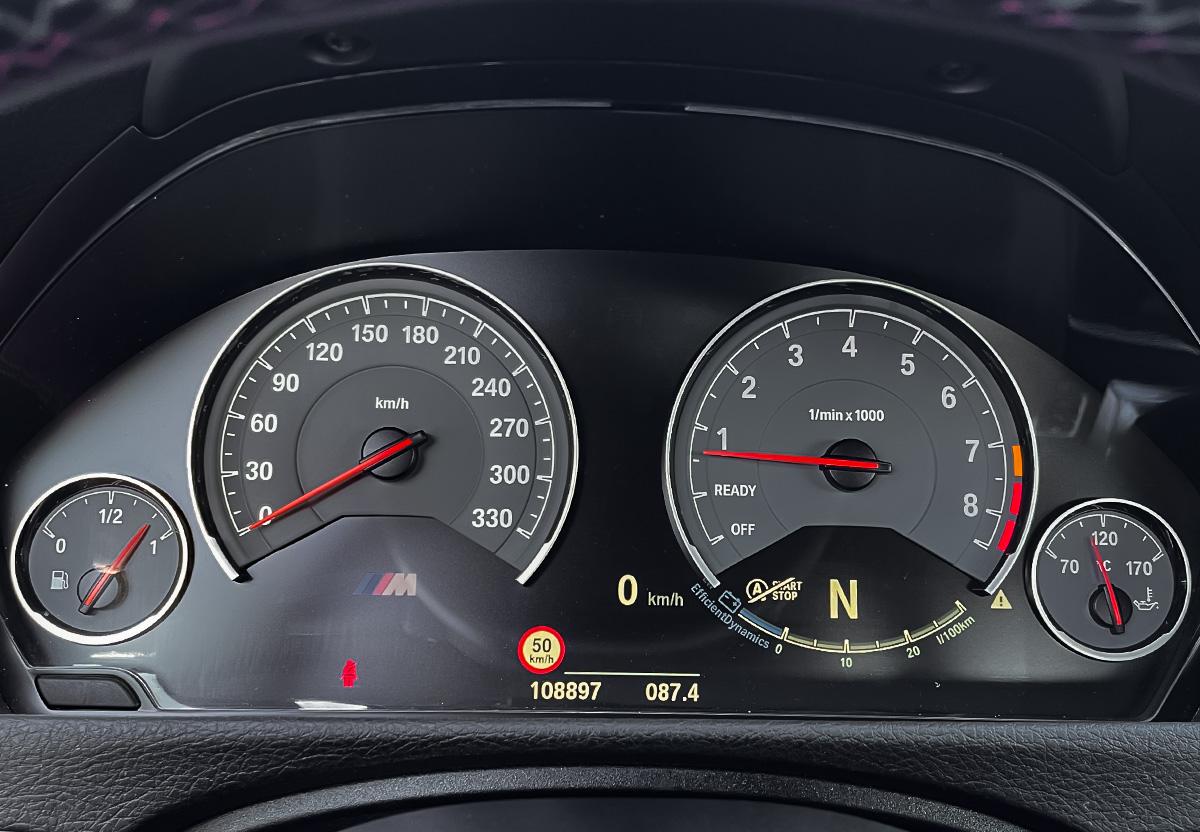 BMW M4  Competition LCI DKG 20