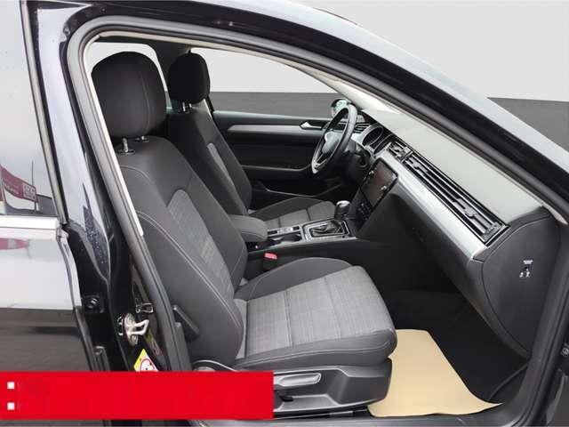 Volkswagen Passat Variant 1.5 TSI DSG Business ACC LED NAVI APP+DAB+AHK