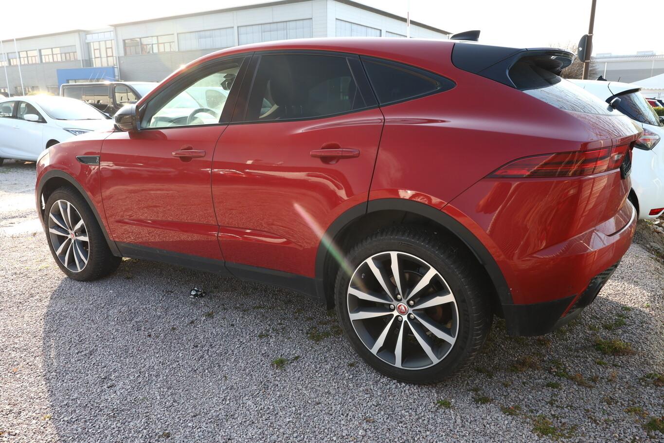 Jaguar E-Pace P250 HSE AWD Leder LED Nav EHK ACC Kam