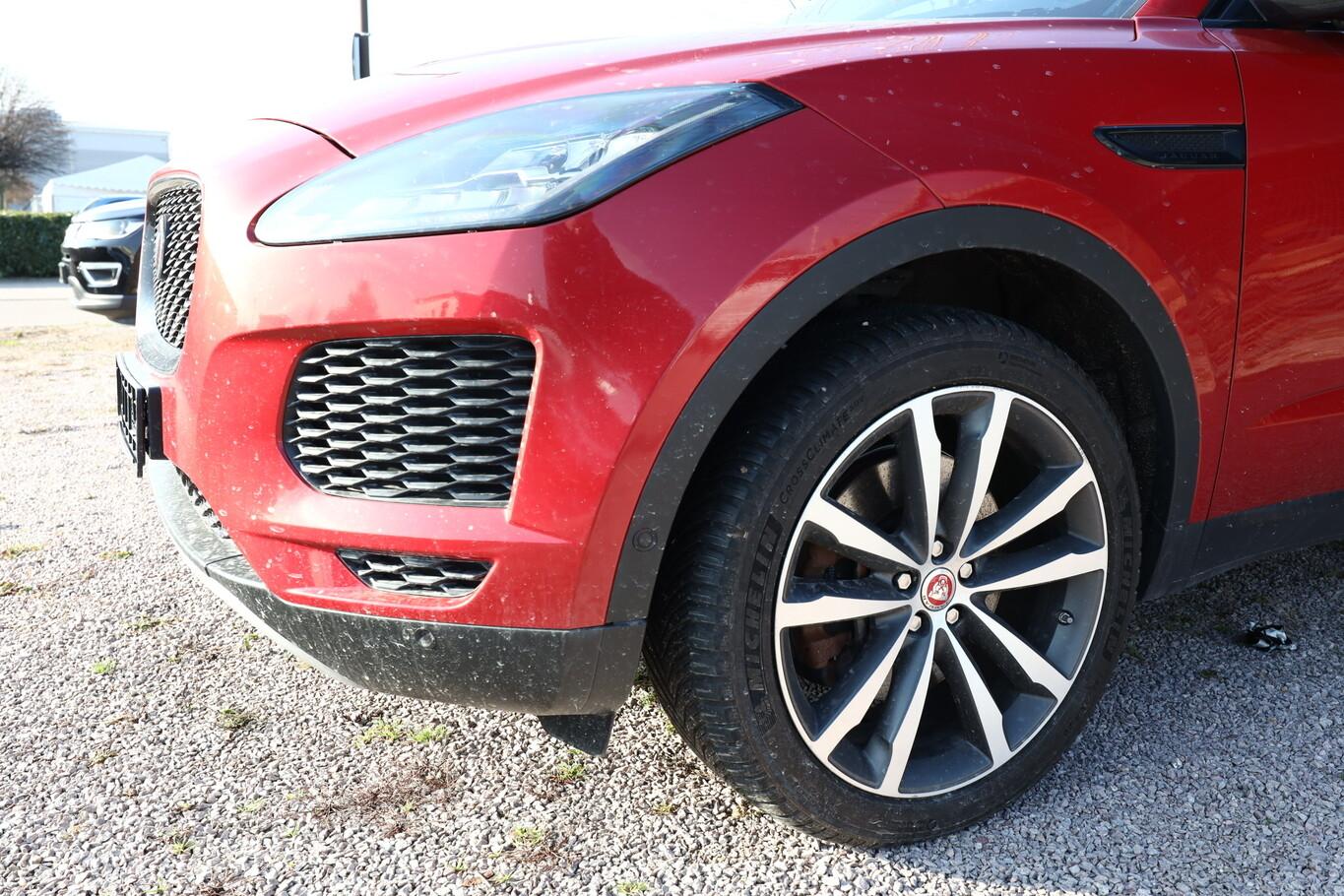 Jaguar E-Pace P250 HSE AWD Leder LED Nav EHK ACC Kam