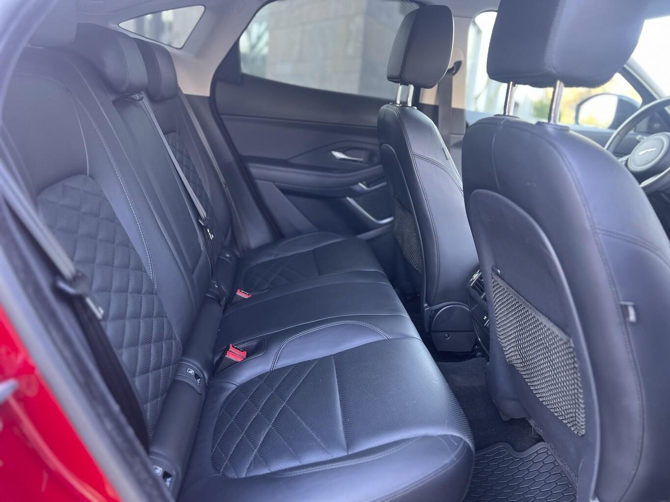 Jaguar E-Pace P250 HSE AWD Leder LED Nav EHK ACC Kam
