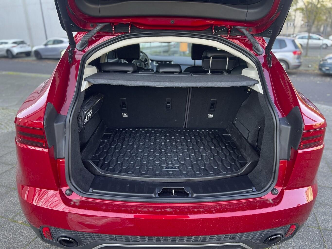 Jaguar E-Pace P250 HSE AWD Leder LED Nav EHK ACC Kam