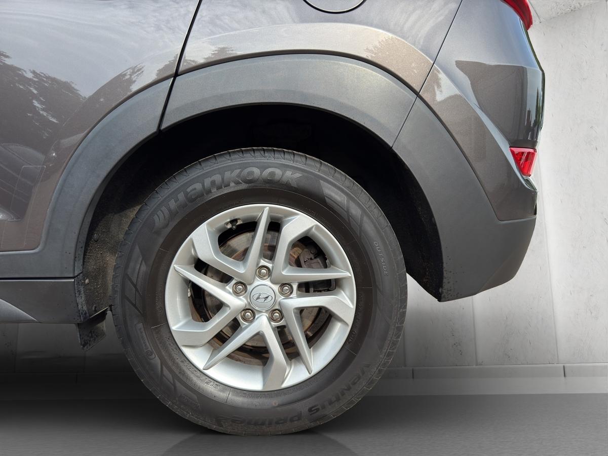 Hyundai Tucson Classic 1.6 i Navi*PDC*Sitzhzg